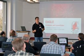 Referent Richard Hammerl bei Kuttig Electronic